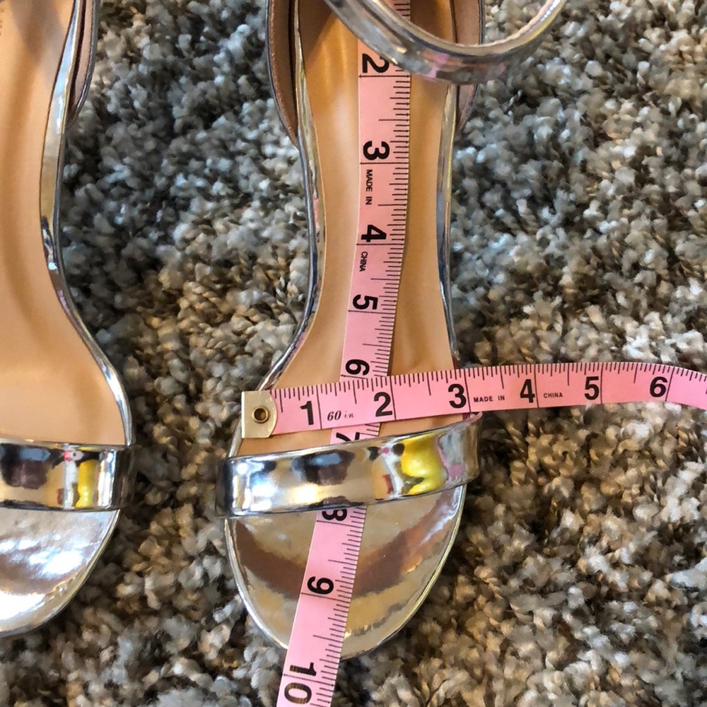 SIZE 7 & 9 MATALIC SILVER STILETTO HEELS - Picture 7 of 7